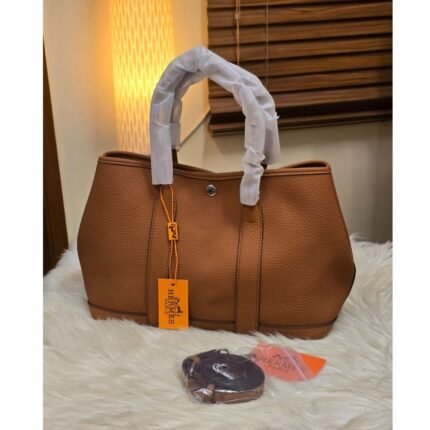 Pebbled Leather Garden Tote Bag with Snap Closure