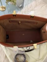 Structured Tote Bag opening
